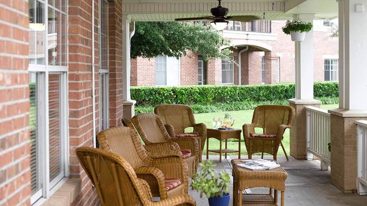 Sugar Land Retirement Homes, Senior Living, Housing Care, Communities Texas