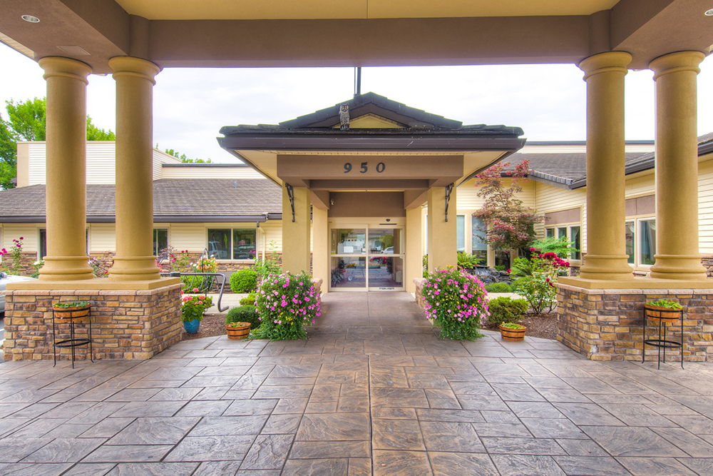 Colonial Gardens, Retirement home, Woodburn, OR, Senior Living Housing Care