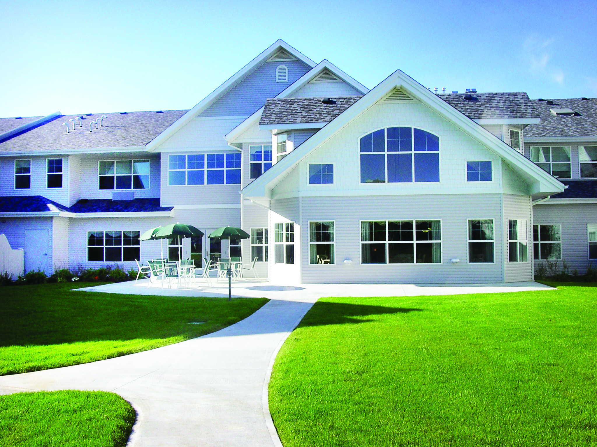 Pinewood Court Retirement home Thunder Bay ON Senior Living Housing Pinewood Court Retirement home Thunder Bay ON Senior Living Housing