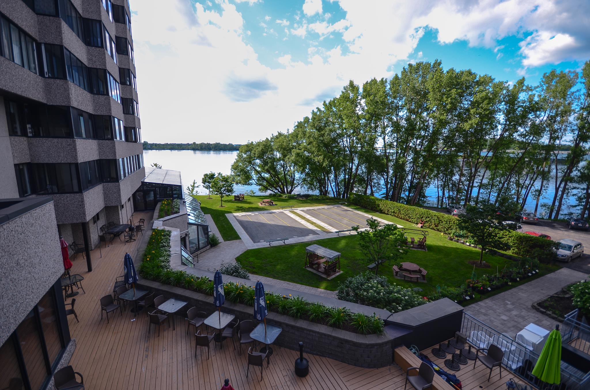Residence L'amitie Boulevard Gouin Ouest Montréal Qc
