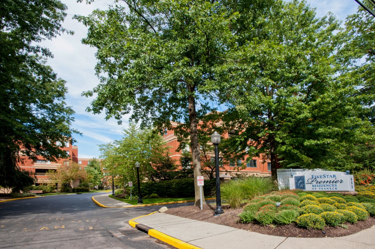 Heritage Pointe of Teaneck, Retirement home, Teaneck, NJ, Senior Living