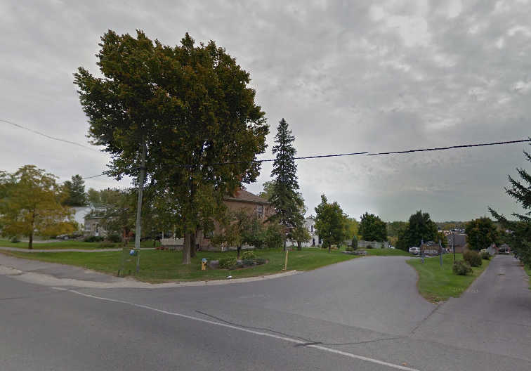 Friendly Manor Nursing Home, Retirement home, Deseronto, ON, Senior