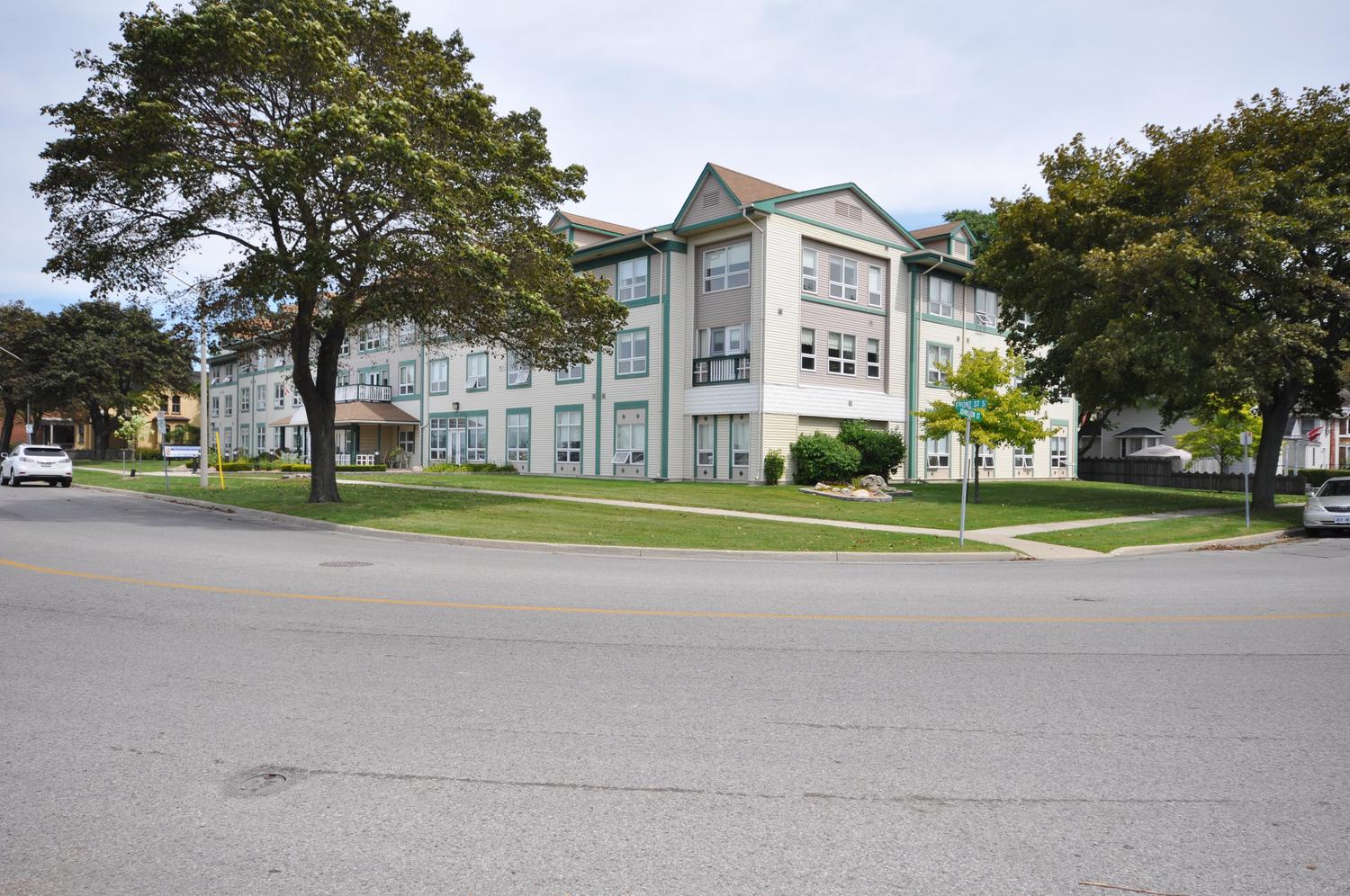 Landmark Village, Retirement home, Sarnia, ON, Senior Living Housing Care